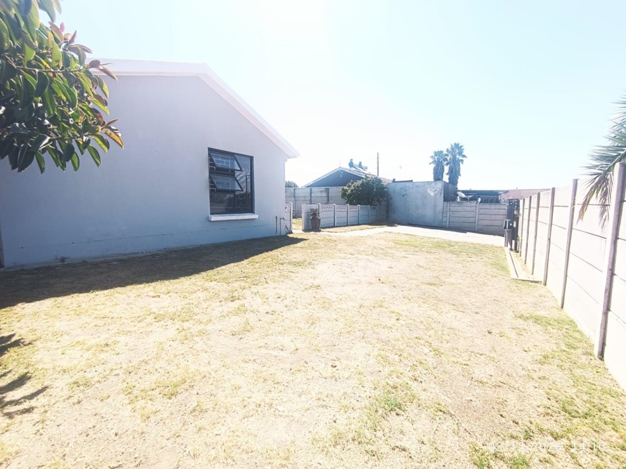 To Let 2 Bedroom Property for Rent in Langeberg Ridge Western Cape